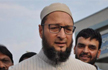 Shoe Hurled at AIMIM Chief Asaduddin Owaisi During Mumbai Rally